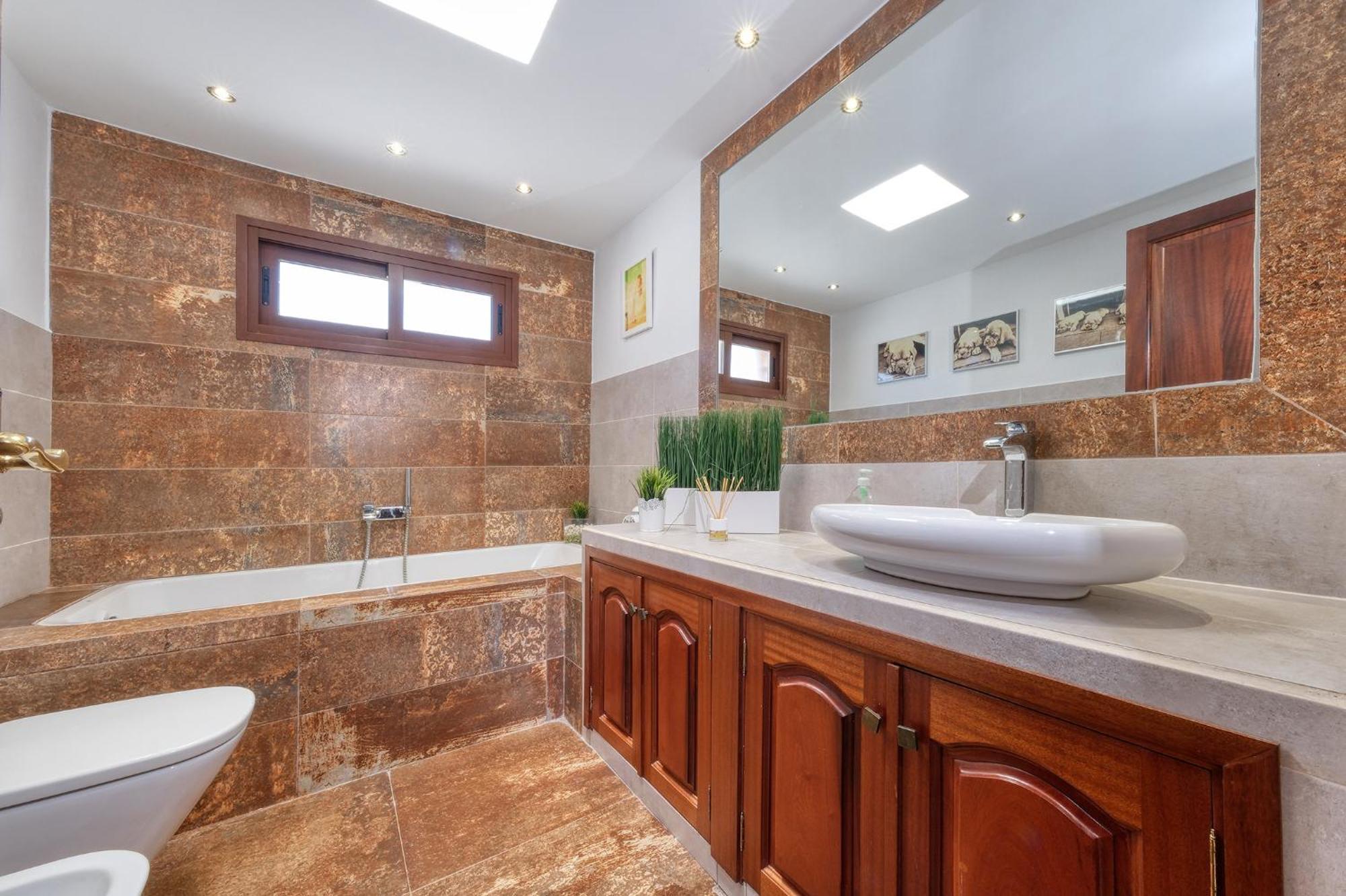 Villa Macher Piscina Y Bar Piscina تياس المظهر الخارجي الصورة