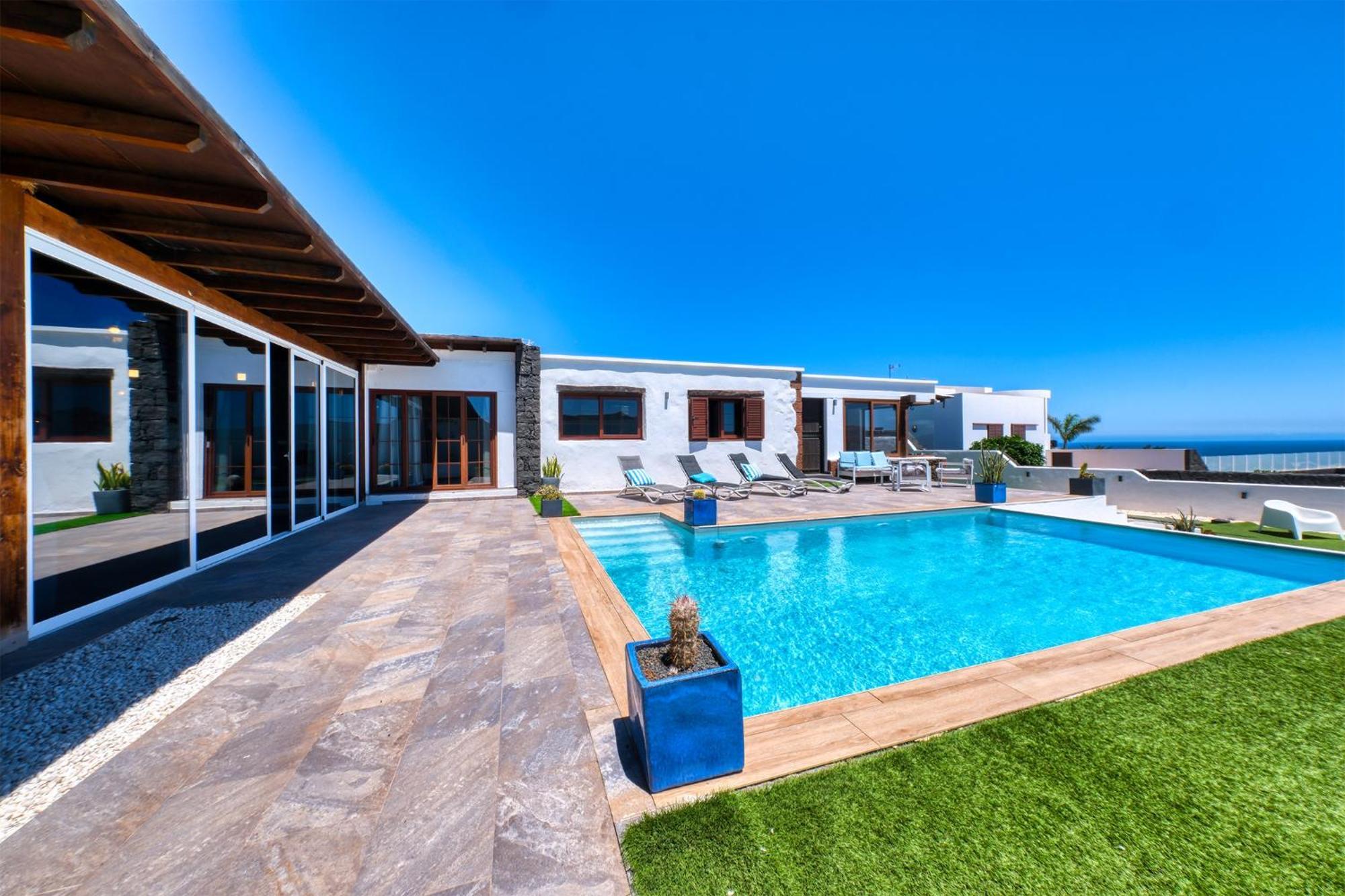 Villa Macher Piscina Y Bar Piscina تياس المظهر الخارجي الصورة