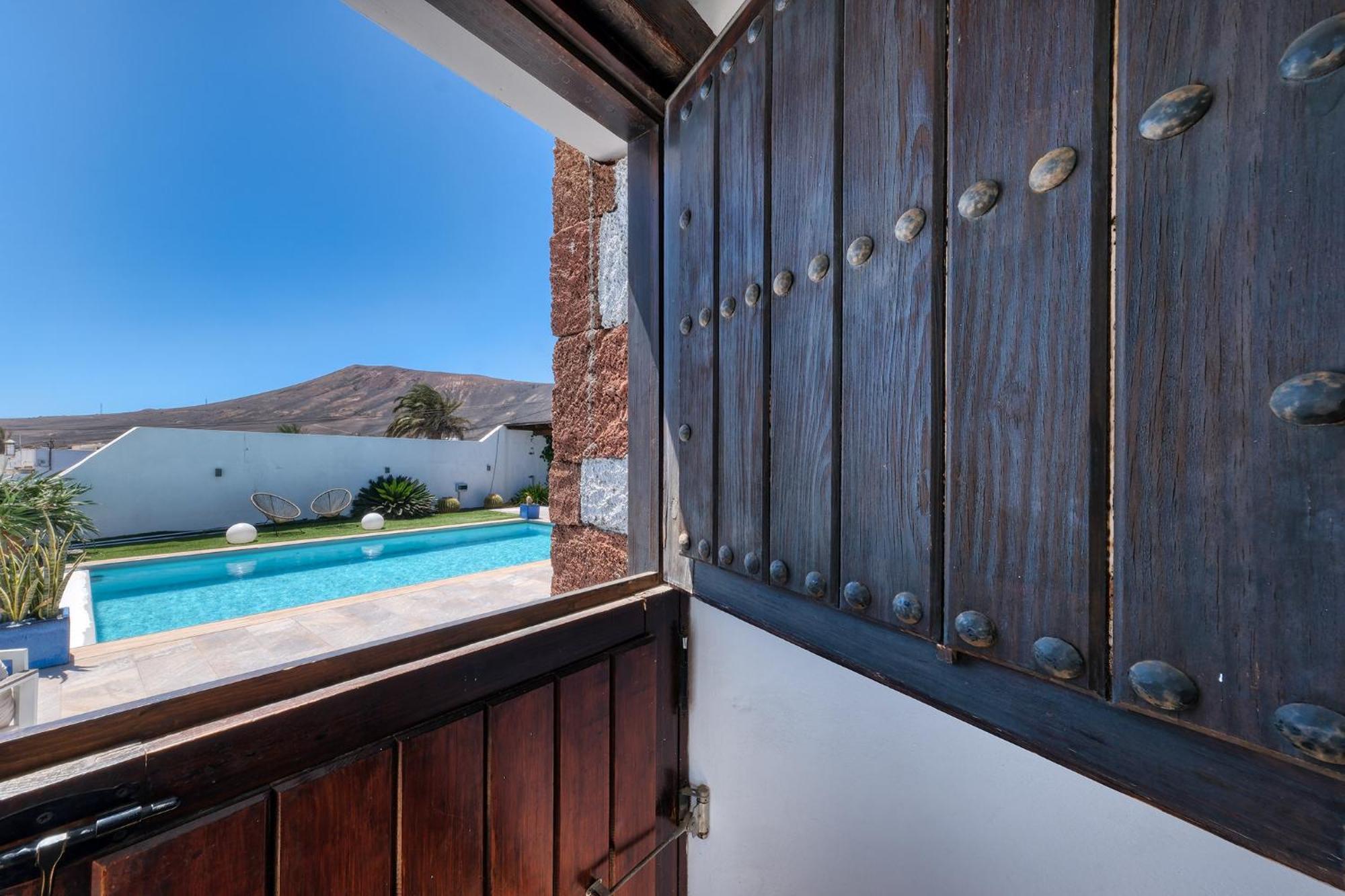 Villa Macher Piscina Y Bar Piscina تياس المظهر الخارجي الصورة